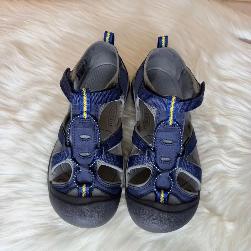 KEEN Big Kids' Venice H2 Water Sandals Size 6